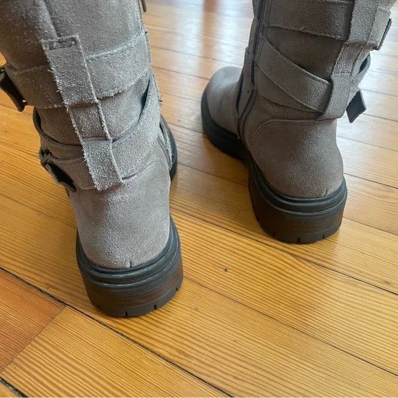 Vince Camuto Suede Boot - Picture 4 of 10